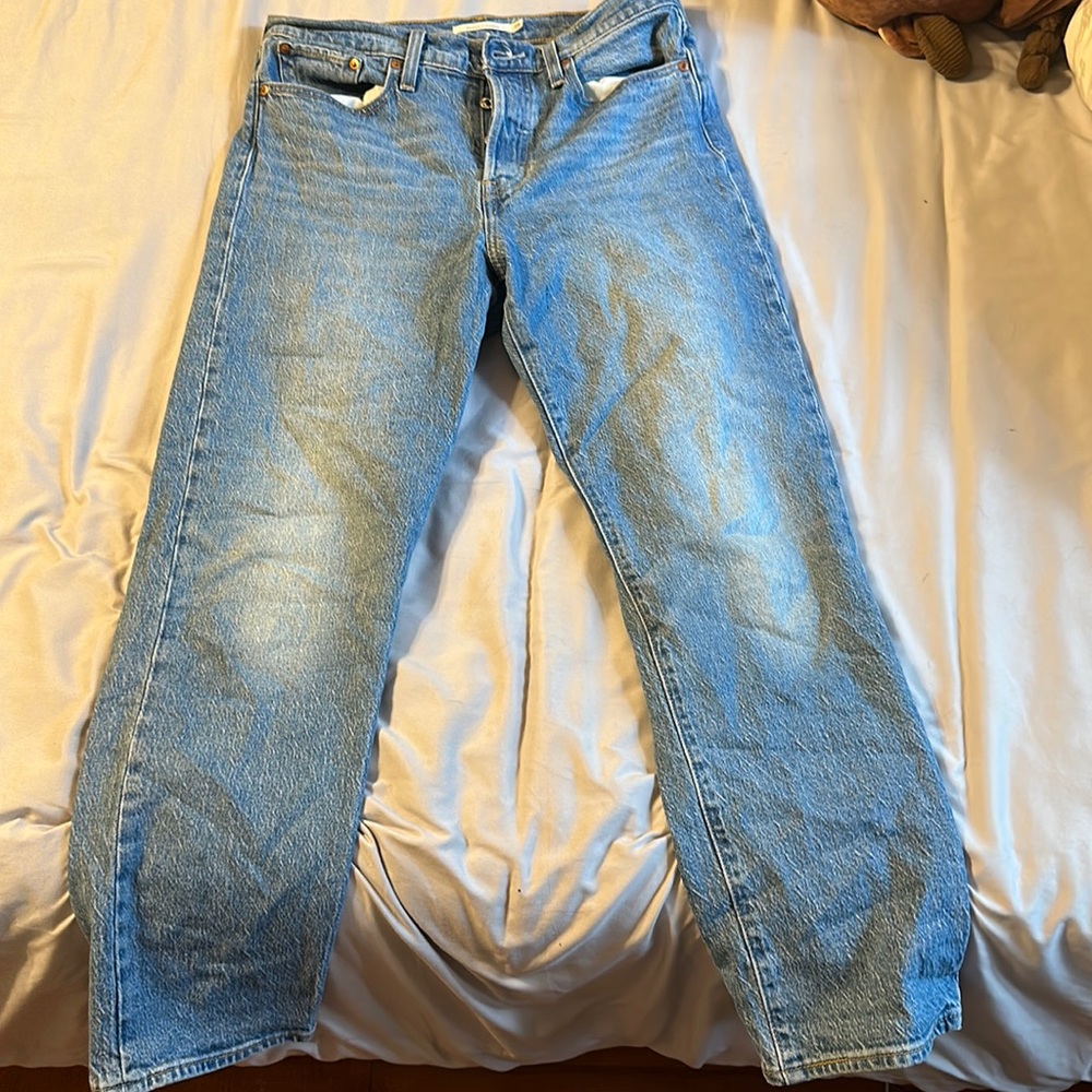 Levi’s Wedgie Straight W29